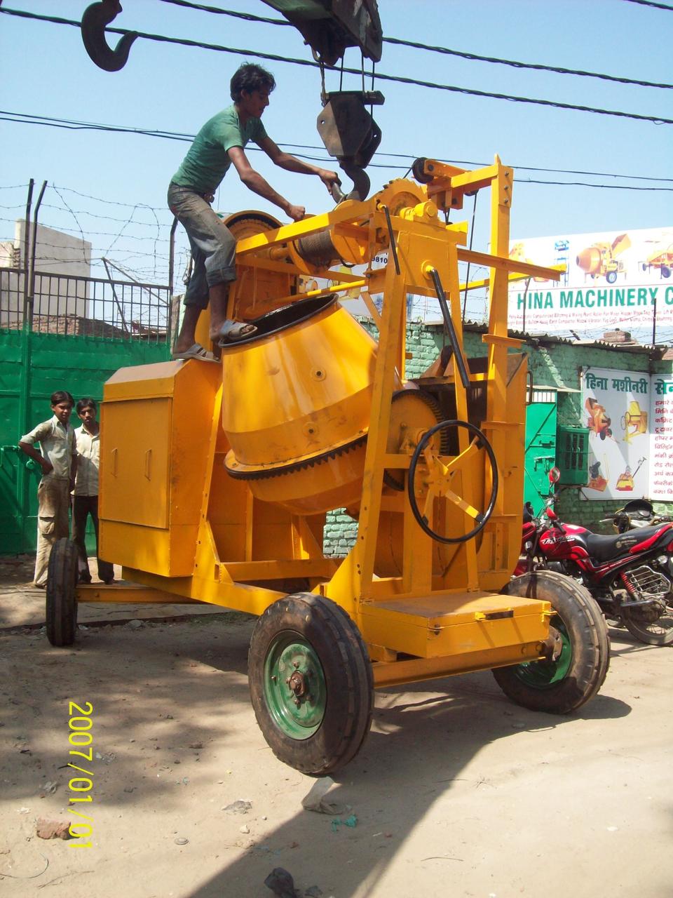 Two Tower Lift Machine